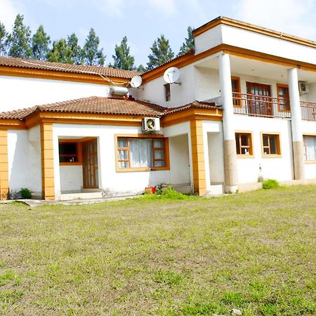 מאנזיני The Rest Camp Lodge And B&B מראה חיצוני תמונה